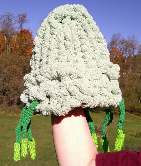 Green Hand Knit Weevil Hat - Image 3