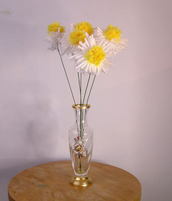 Cheery Puffball Petal Flowers - Daisies - Image 2